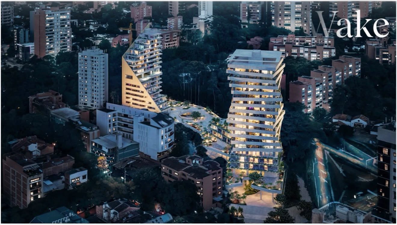 Torres Wake al anochecer en El Poblado, Medellín